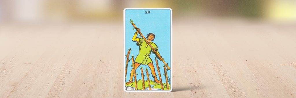 A hét tarot lapja a botok 7, 2026. április 6-12.