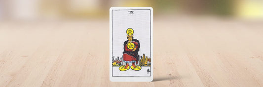 A hét tarot lapja az érmék 4, 2026. június 22-28.